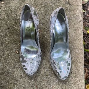 Jessica Simpson heels size 7